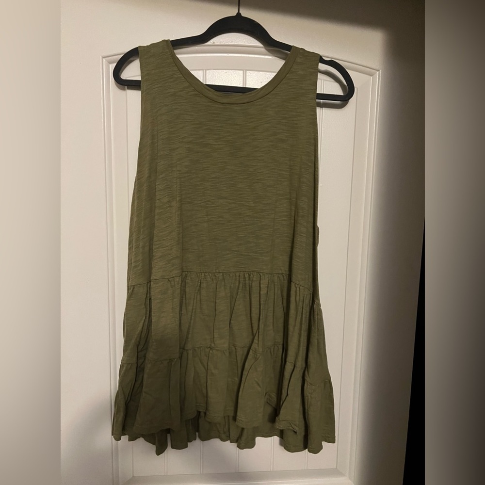 Forever 21 green ruffled top size xxl